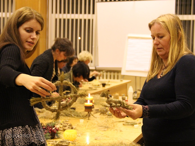 KAVB renginių organizatorė Aistė Megelinskienė ir KAVB Kultūros renginių ir leidybos grupės vadovė Rimantė Tamoliūnienė