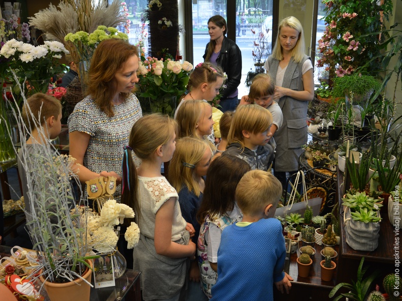 Skaitymai „Pražydęs kaktusas“ floristikos salone „Ryto rasa“